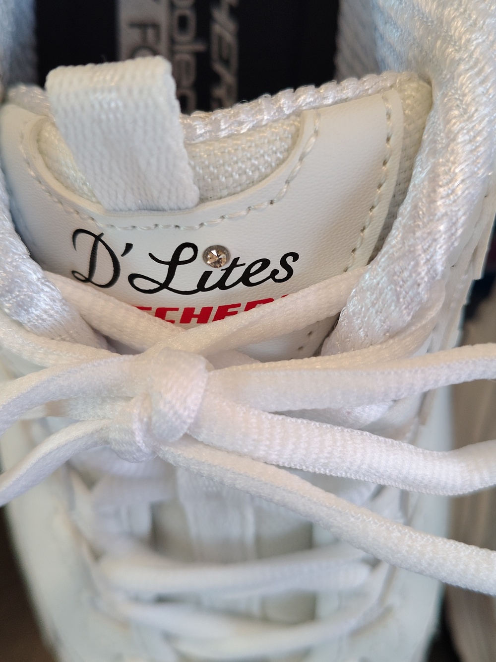 Skechers D'Lites, size 8, White & Tan - Picture 2 of 9
